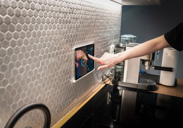Integrating smart home innovations in your uk grade ii listed property: a harmonious approach