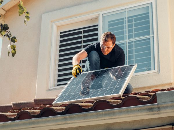 The ultimate diy manual for installing solar panels on steep roofs: a comprehensive guide for uk homeowners