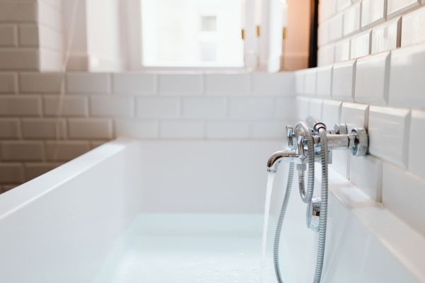 Ultimate guide to installing an eco-friendly rainwater harvesting system in your victorian townhouse bathroom